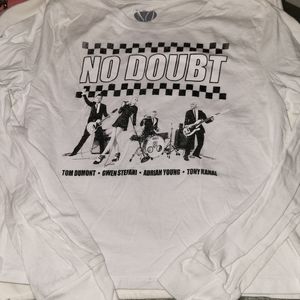 Long sleeve no doubt cropped tee